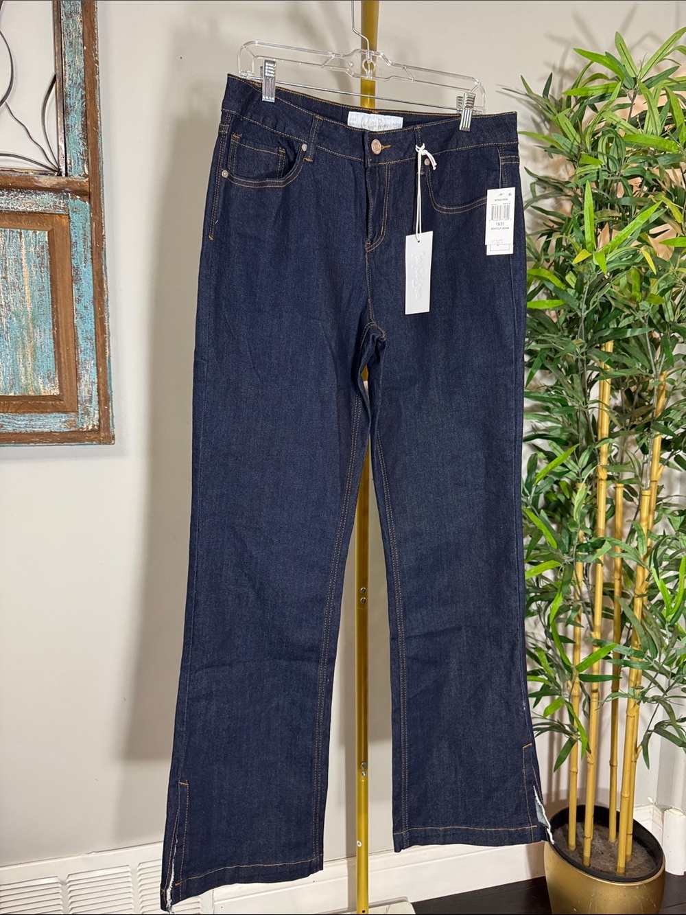 Indigo Rein Dark Blue bootcut Jeans NWT 31